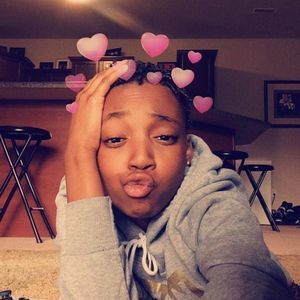 Meet your Posher, Tayler